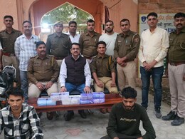 शोरूम में 35 लाख की चोरी का खुलासा, शौक पूरा करने के लिए करते थे चोरियां, पुलिस ने दबोचा