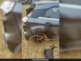 चलते चलते टाटा नेक्सन से निकल गया पहिया, यूजर ने शेयर किया दिल दहलाने वाला एक्सपीरियंस चलते चलते टाटा नेक्सन से निकल गया पहिया, यूजर ने शेयर किया दिल दहलाने वाला एक्सपीरियंस