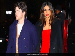 Ahead Of Wedding Anniversary, Priyanka Chopra And Nick Jonas Step Out For Dinner Date Ahead Of Wedding Anniversary, Priyanka Chopra And Nick Jonas Step Out For Dinner Date