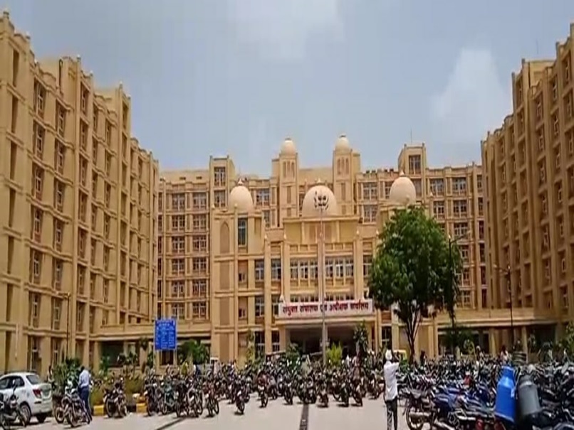 Gwalior News : सबसे बड़े अस्पताल में मरीजों को मिलेगी राहत, अब डॉक्टर-कर्मचारी को देनी होगी बायोमेट्रिक अटेंडेंस