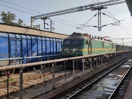 पैसेंजर्स ध्यान दें! कटनी ज़िले में पटरी से उतरी मालगाड़ी, रूट क्लियर होने तक कई ट्रेनें रद्द