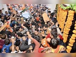 In "Show Of Strength", Nearly 25 BJP MLAs Meet Vasundhara Raje In Jaipur