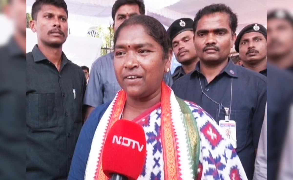 6500 का फोन 11 हजार में खरीदा, BRS का दावा- तेलंगाना सरकार ने मोबाइल खरीद में किया 30 करोड़ का घोटाला