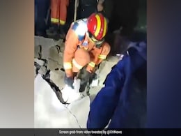 चीन में आए 6.2 तीव्रता के भूकंप ने मचाई तबाही, 111 से अधिक लोगों की मौत चीन में आए 6.2 तीव्रता के भूकंप ने मचाई तबाही, 111 से अधिक लोगों की मौत