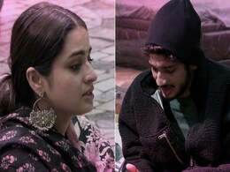 Bigg Boss 17: चीटिंग के आरोपों पर फूट-फूट कर रोए मुनव्वर फारूकी, आयशा खान से मांगी माफी तो बोलीं- तुम्हे पता है लोग... Bigg Boss 17: चीटिंग के आरोपों पर फूट-फूट कर रोए मुनव्वर फारूकी, आयशा खान से मांगी माफी तो बोलीं- तुम्हे पता है लोग...