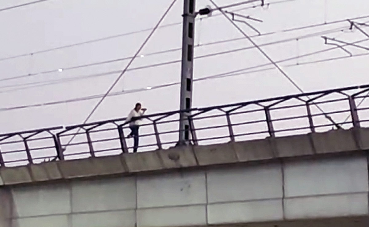 Delhi Metro Services Delayed On Yellow Line After Passenger Found On Track