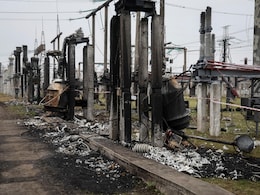 500 Ukraine Settlements Without Power Due To Russian Strikes, Shelling