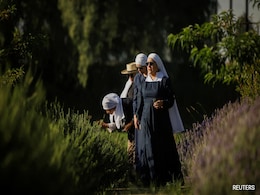 Mexico's "Weed Nuns" Launch Movement To Take Marijuana Back From Narcos Mexico's "Weed Nuns" Launch Movement To Take Marijuana Back From Narcos