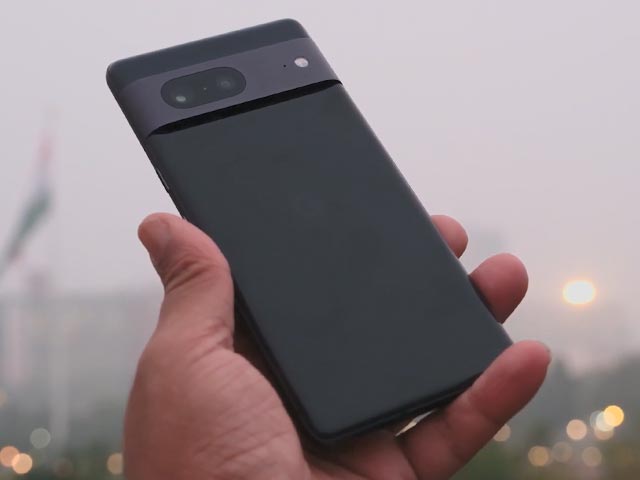 Should You Buy The Google Pixel 7 in 2023