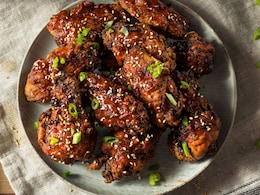 क्लासिक चिकन विंग्स से हटकर एक बार जरूर ट्राई करें कोरियाई Cauliflower Wings क्लासिक चिकन विंग्स से हटकर एक बार जरूर ट्राई करें कोरियाई Cauliflower Wings
