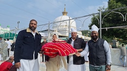 रिजल्ट से पहले CM गहलोत के सलाहकार और कांग्रेस प्रत्याशी दानिश अबरार पहुंचे ख्वाजा के दर पर