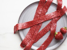 Strawberries + Papad = Your Next Favourite Winter Combo. Recipe Inside