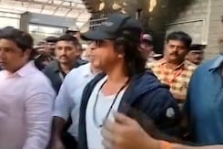 Ahead Of Dunki Release, Shah Rukh Khan Visits Shirdi With Daughter Suhana Ahead Of Dunki Release, Shah Rukh Khan Visits Shirdi With Daughter Suhana