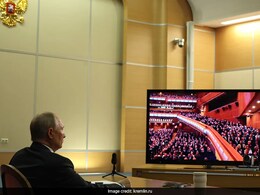 Vladimir Putin Urges Russian Women To Have "8 Or More" Children Vladimir Putin Urges Russian Women To Have "8 Or More" Children