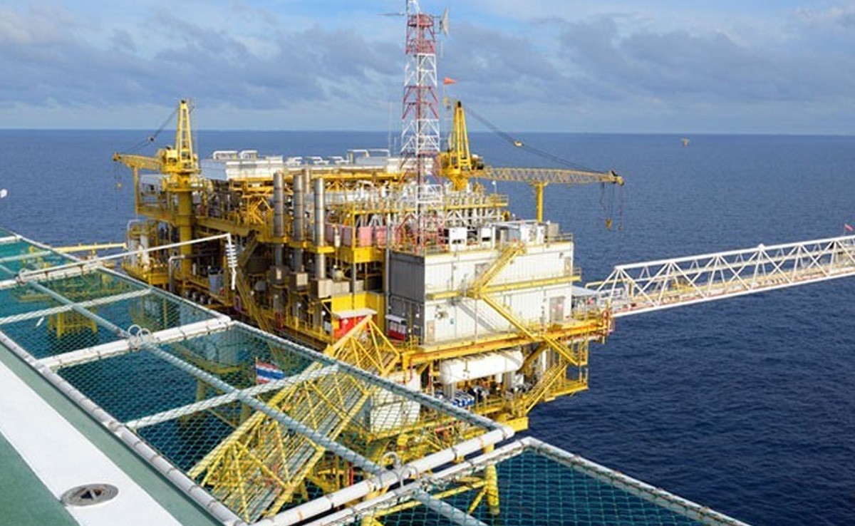 गुजरात अब भारत की &lsquo;&lsquo;पेट्रो राजधानी&rsquo;&rsquo; के रूप में पहचाना जाता है: अधिकारी