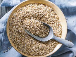 पानी में इस चीज को मिलाकर रात में करें फेस मसाज, सारी गंदगी निकल आएगी बाहर, तनाव भी होगा दूर