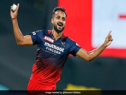 बंगाल टीम के निदेशक ने जैसे ही आकाश की यह क्वालिटी देखी, ठीक वैसे ही सौरव गांगुली को इसकी जानकारी दी बंगाल टीम के निदेशक ने जैसे ही आकाश की यह क्वालिटी देखी, ठीक वैसे ही सौरव गांगुली को इसकी जानकारी दी