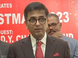 यह कहना गलत कि कॉलेजियम व्यवस्था में पारदर्शिता की कमी है : CJI डी. वाई. चंद्रचूड़ यह कहना गलत कि कॉलेजियम व्यवस्था में पारदर्शिता की कमी है : CJI डी. वाई. चंद्रचूड़