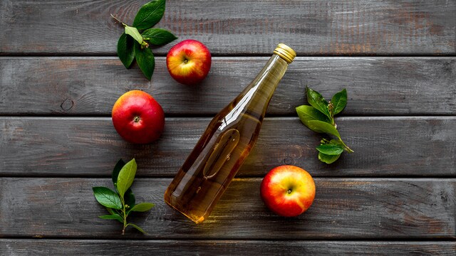 On Instagram, Palak Nagpal recommended incorporating ACV into your routin