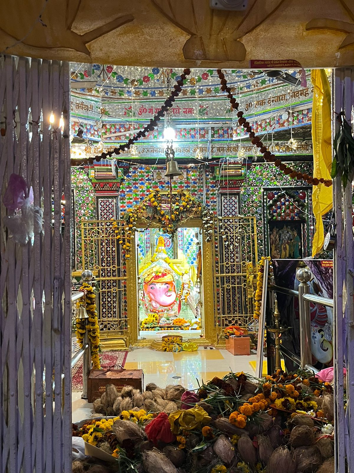 Vinayak Chaturthi: MP के सीहोर गणेश मंदिर में लोग बनाते हैं उल्टा स्वास्तिक, जानें मान्यता