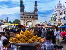 You Must Not Leave Hyderabad Without Trying These 9 Street Foods!