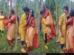 टीचर को गोद में उठाया Kiss किया, शिक्षक और छात्र के रोमांटिक फोटोशूट पर बवाल, वायरल तस्वीरें देख भड़के लोग टीचर को गोद में उठाया Kiss किया, शिक्षक और छात्र के रोमांटिक फोटोशूट पर बवाल, वायरल तस्वीरें देख भड़के लोग