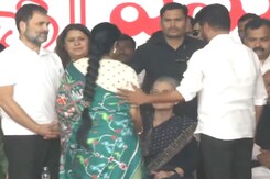 New Telangana Chief Minister Revanth Reddy, Family Take Sonia Gandhi's Blessings New Telangana Chief Minister Revanth Reddy, Family Take Sonia Gandhi's Blessings