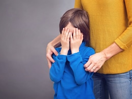 आपका बच्चा भी बात-बात लगता है रोने, तो आज से ही करें ये 5 काम, हंसकर कहेगा आपसे सारी बात आपका बच्चा भी बात-बात लगता है रोने, तो आज से ही करें ये 5 काम, हंसकर कहेगा आपसे सारी बात