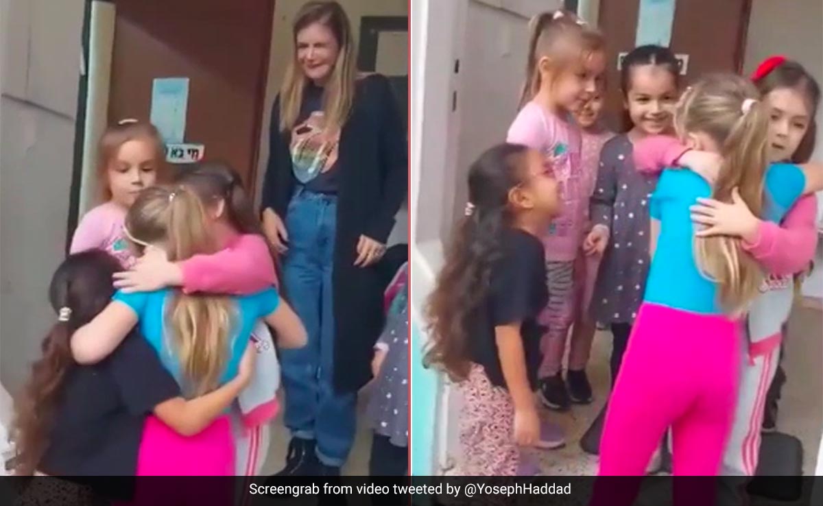 Touching Video Shows Israeli Girl Reuniting With School Friends After Being Released By Hamas