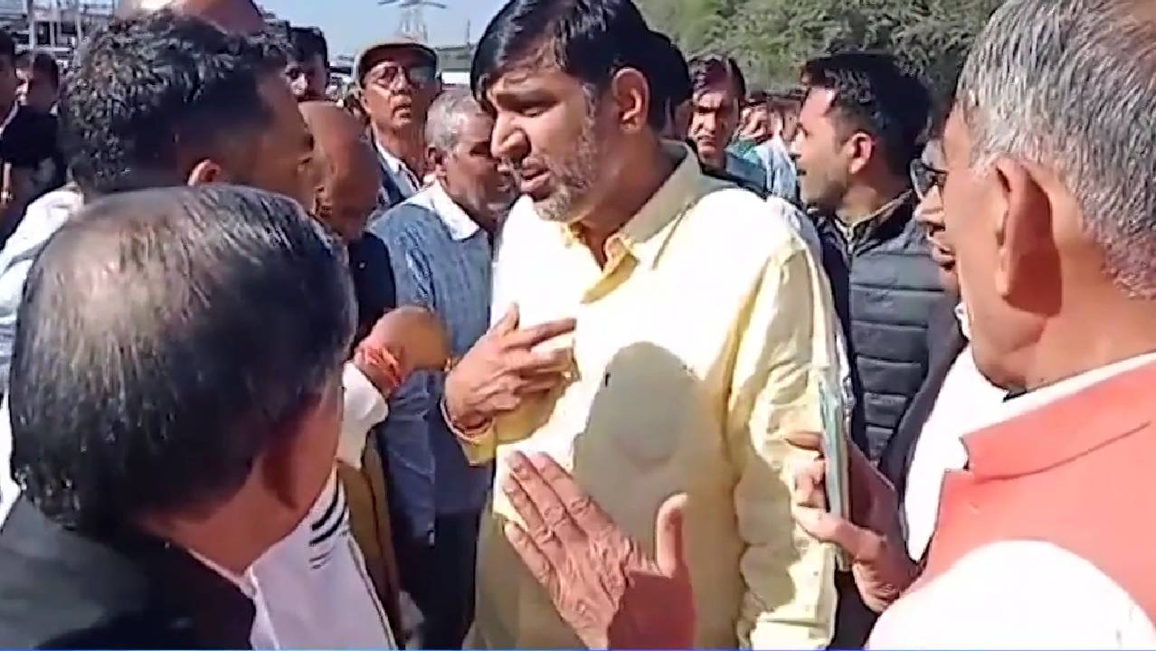 डिप्टी सीएम दीया कुमारी के सामने आपस में भिड़ बैठे बीजेपी कार्यकर्ता!