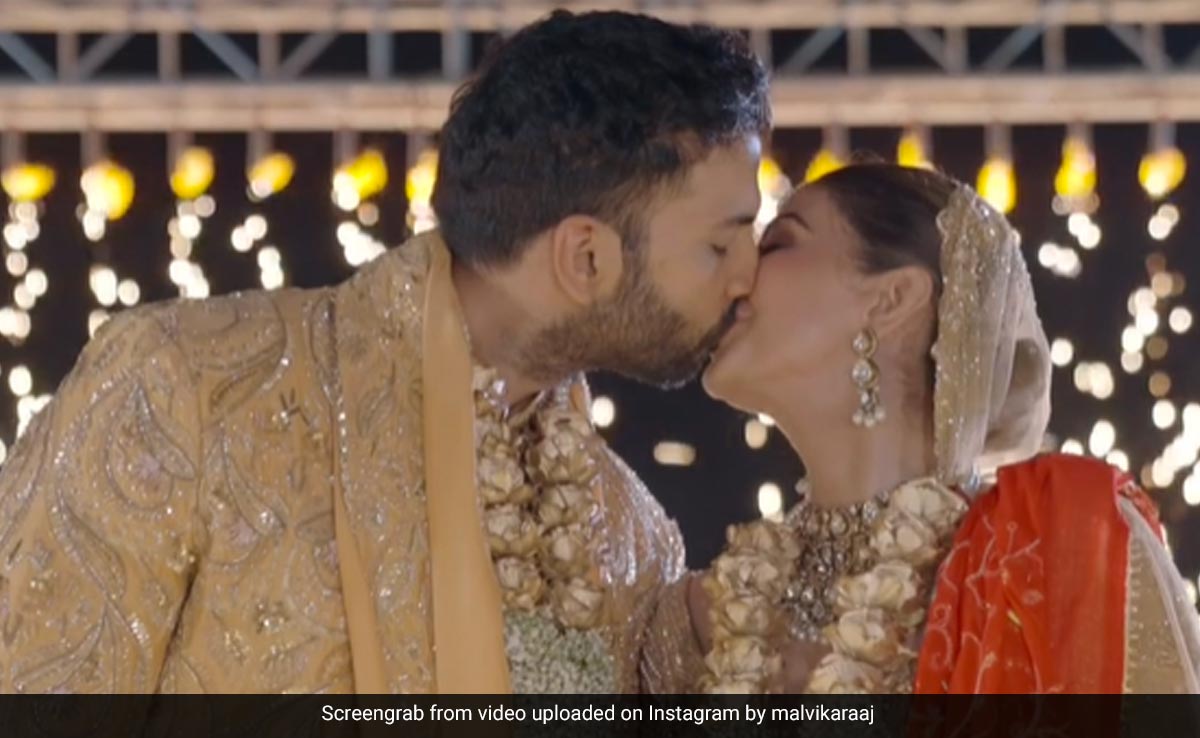 <i>Kabhi Khushi Kabhie Gham</i> Actor Malvika Raaj's Wedding Video Sealed With A Kiss
