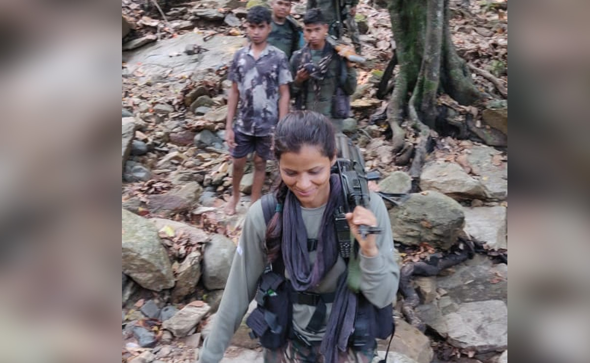 Year Ender 2023 : छत्तीसगढ़ की दो महिला कमांडों ने किया नक्सलियों का एनकाउंटर, मिला आउट ऑफ़ टर्न प्रमोशन