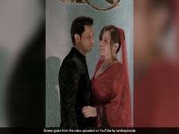 Inside Lin Laishram And Randeep Hooda's Mumbai Reception: "And Then They Danced And Laughed" Inside Lin Laishram And Randeep Hooda's Mumbai Reception: "And Then They Danced And Laughed"