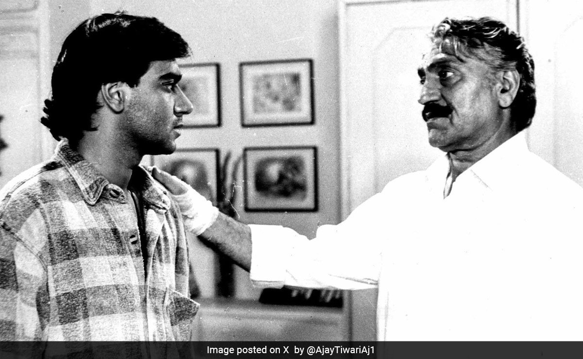 <i>Koffee With Karan 8</i>: Ajay Devgn, Karan Johar Share <i>Phool Aur Kaante</i>, <i>DDLJ</i> Memories Of Amrish Puri