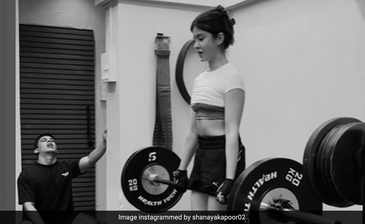 Inside Shanaya Kapoor's Workout Routine