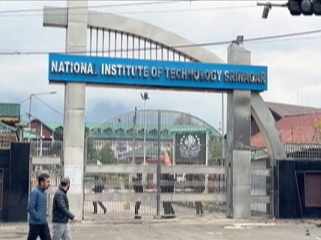 Amid Protests, NIT Srinagar Closes For Early Winter Break