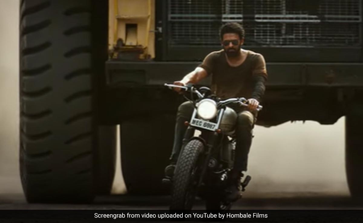 <i>Salaar</i> Advance Booking: Prabhas' Film Is Giving A Tough Fight To <i>Dunki</i>