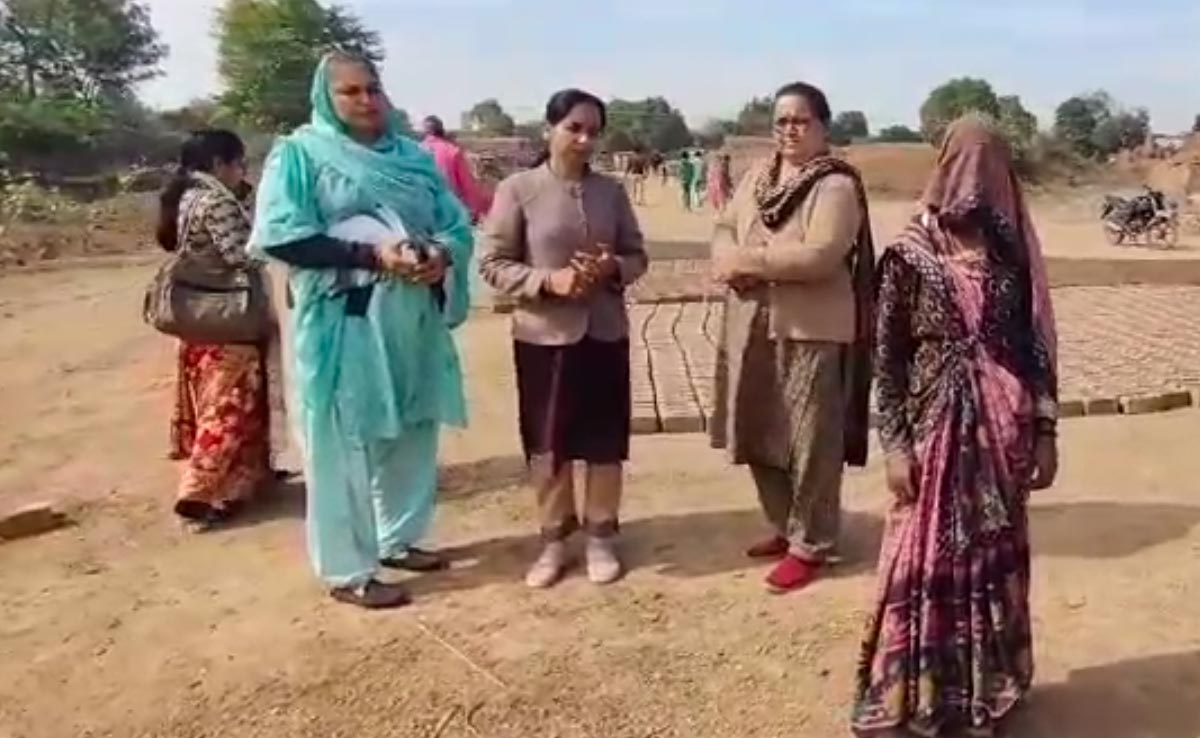 देवास जिले में 13 साल की बच्ची को पिता ने 50 हजार में बेचा ! वीडियो वायरल होने पर ये हुआ...