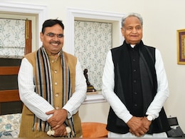 अशोक गहलोत से मिले राजस्थान CM भजन लाल शर्मा, यूजर बोले- कुछ नया जादू-टोना तो नहीं करने वाले