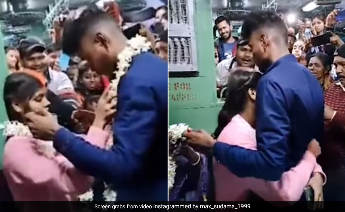 Watch: Passengers Cheer As Couple Gets Married In Moving Train, Internet Has Questions