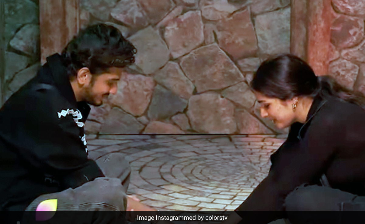 <i>Bigg Boss 17</i>: The Curious Case Of Munawar Faruqui And Ayesha Khan
