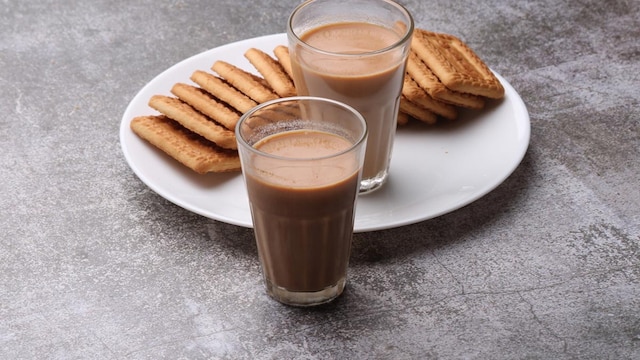 Chai helps improve digestion, boosts metabolism, and enhances blood circulation