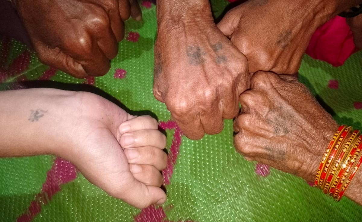 कहां से शुरू हुई टैटू की परंपरा, कैसे इसके जरिए होती थी जातियों की पहचान?