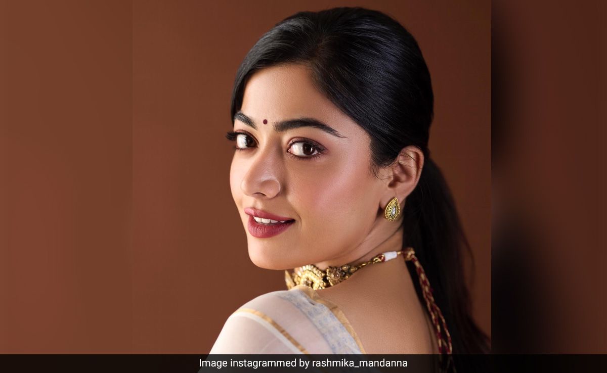 Rashmika Mandanna Reacts To <i>Pushpa</i> Co-Star Allu Arjun's Appreciation Post For <i>Animal</i>
