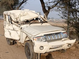 हनुमानगढ़ में दो वाहनों की भिड़ंत में तीन लोगों की मौत, शादी समारोह से लौट रहे थे लोग हनुमानगढ़ में दो वाहनों की भिड़ंत में तीन लोगों की मौत, शादी समारोह से लौट रहे थे लोग