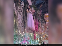 Watch: Couple's Heaven-Themed Engagement Ceremony With "Flying Angels" Slammed Online Watch: Couple's Heaven-Themed Engagement Ceremony With "Flying Angels" Slammed Online