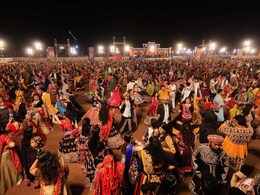 Garba Night: गरबा पांडाल में गैर-हिंदू की No Entry, अखाड़ा समिति की चेतावनी- आस्था के साथ खिलवाड़ बर्दाश्त नहीं Garba Night: गरबा पांडाल में गैर-हिंदू की No Entry, अखाड़ा समिति की चेतावनी- आस्था के साथ खिलवाड़ बर्दाश्त नहीं