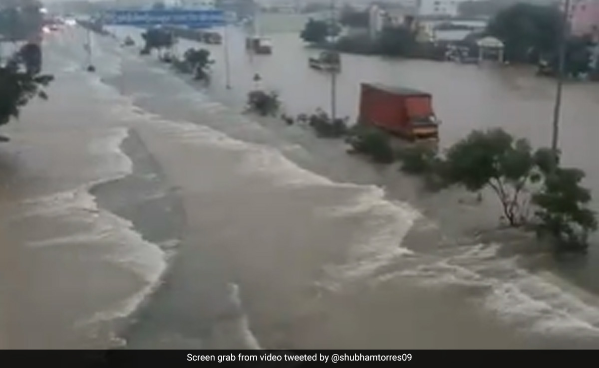 Video: Highway In Tamil Nadu's Thoothukudi Flooded, More Rain Predicted