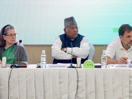 'महाराष्ट्राचा हरियाणा होऊ द्यायचा नाही', काँग्रेस हायकमांडची राज्यातील नेत्यांना 3 विषयांवर वॉर्निंग 'महाराष्ट्राचा हरियाणा होऊ द्यायचा नाही', काँग्रेस हायकमांडची राज्यातील नेत्यांना 3 विषयांवर वॉर्निंग