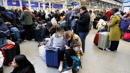 Homeless Man Finds $2,100 At Amsterdam Train Station, Returns Money To Cops